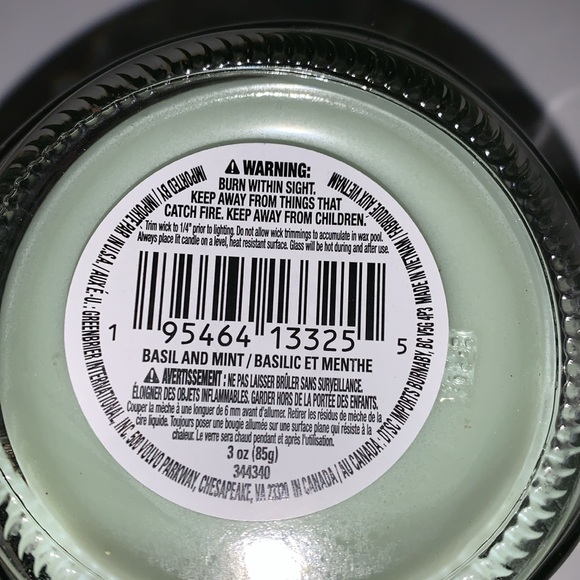 2 Luminessence scented jar candles - Picture 3 of 10